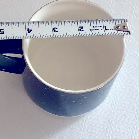 David’s Tea Mug North Pole Bear - Picture 3 of 5